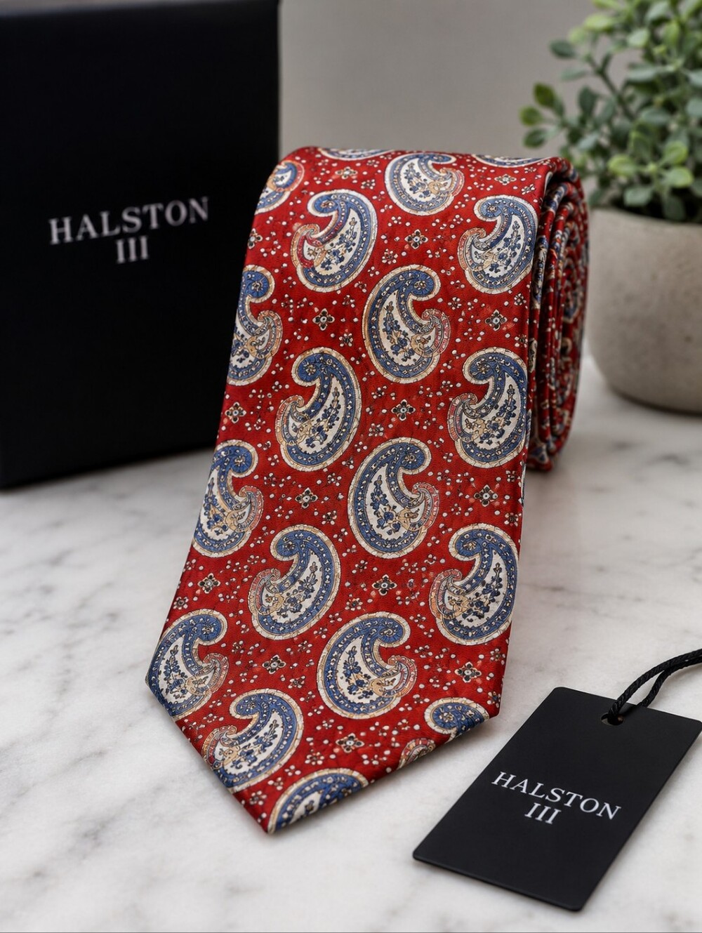 Halston III Red Paisley Silk Tie Classic Men’s Necktie Gray White Pattern OS